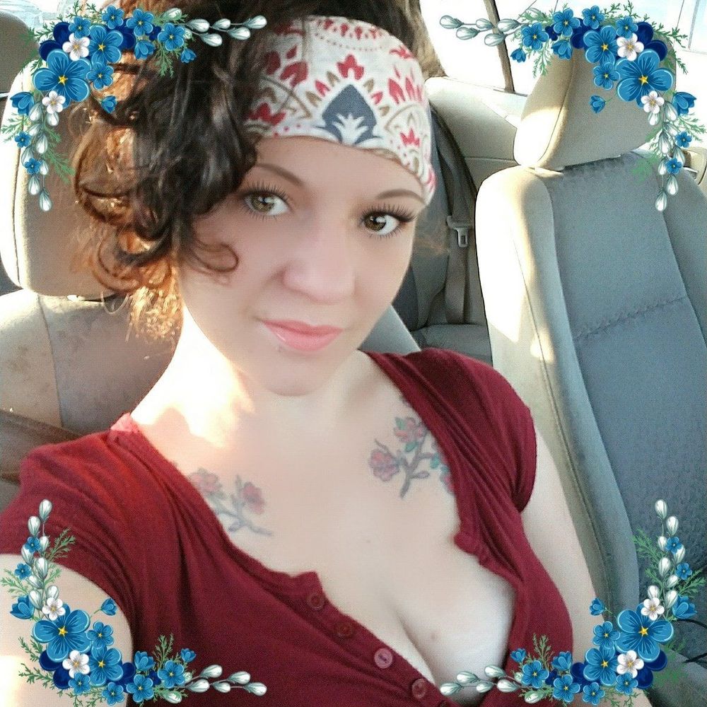 Meet your Posher, Julia marie